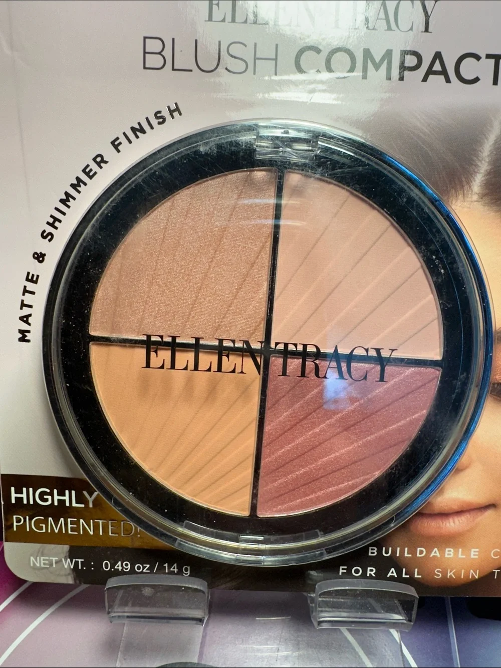 ⚡️Ellen Tracy Blush Compact — Pink, Peach, Champagne & Bronze Tones
